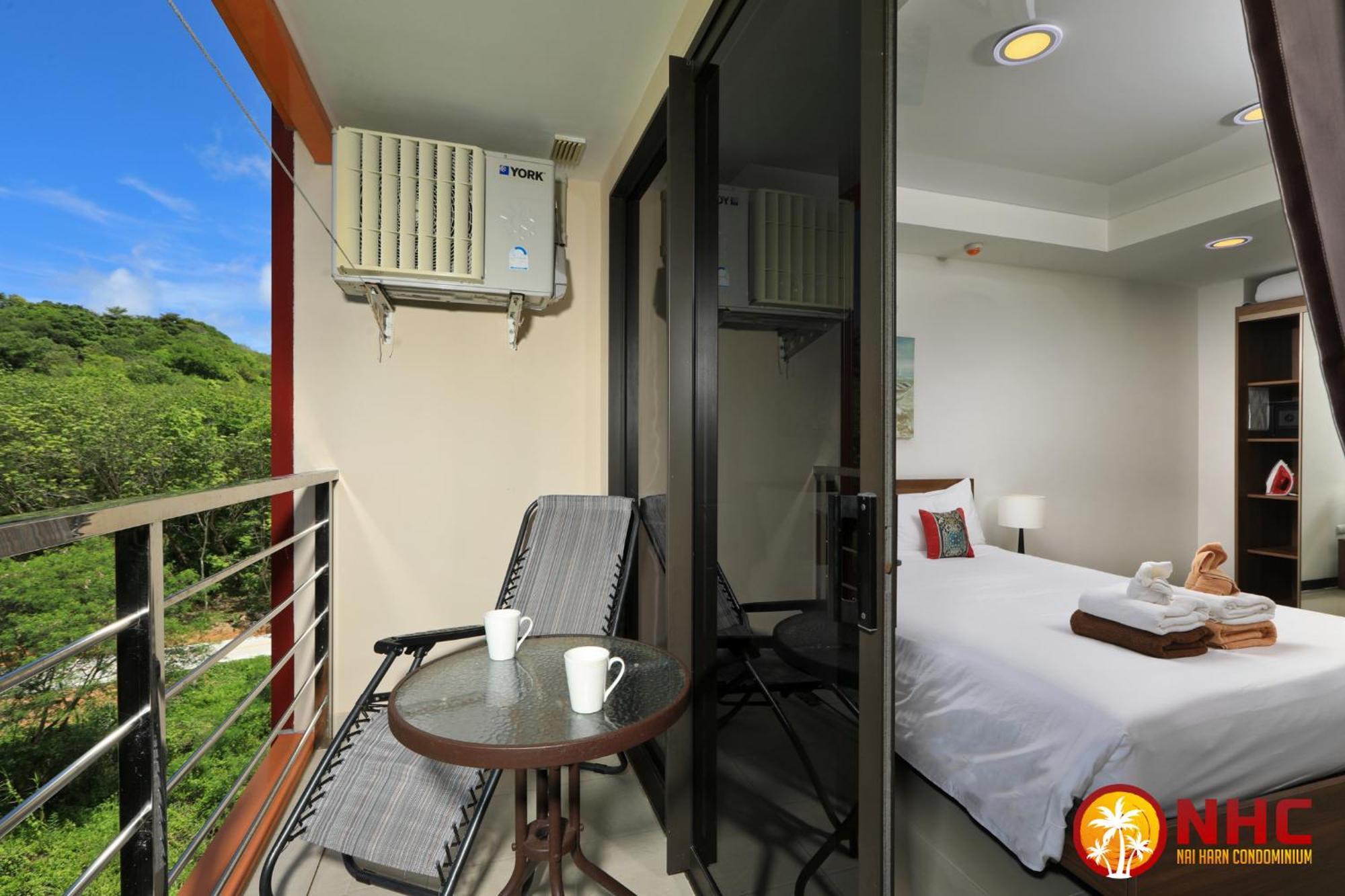 Nai Harn Condominium Exterior photo